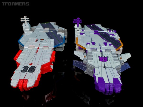 TFormers Gallery   Siege On Cybertron Tidal Wave 115 (115 of 124)